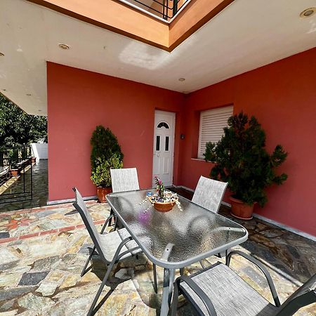 Вилла Kolovos House Karyes Экстерьер фото